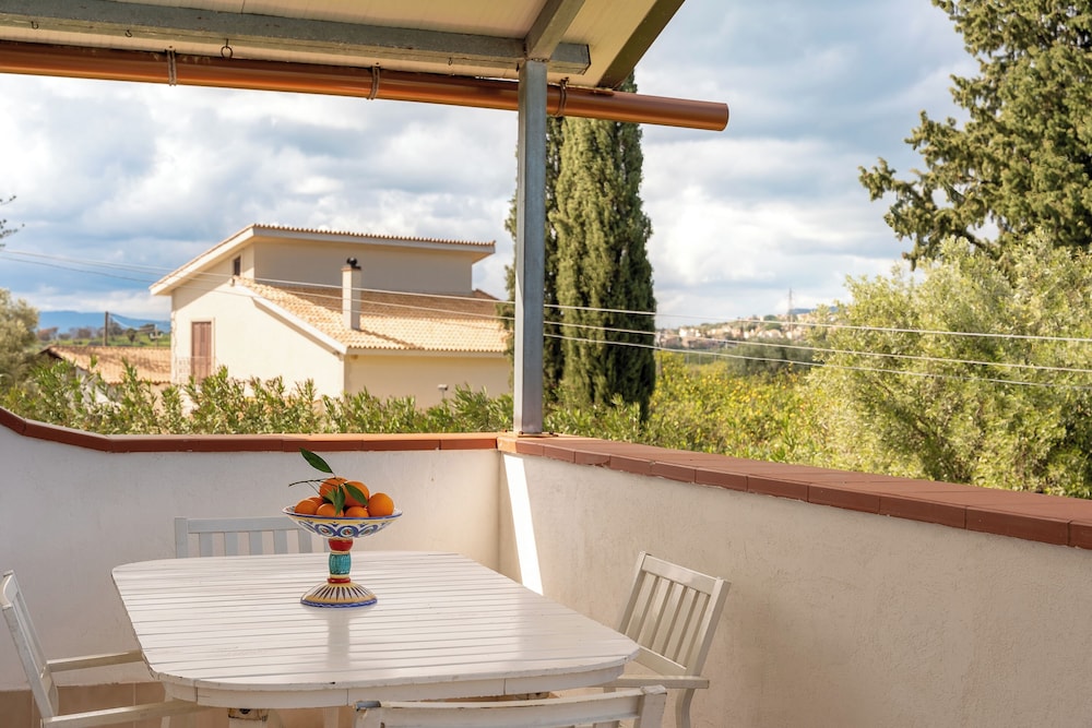 Comfort Apartment, 2 Bedrooms, Garden View
