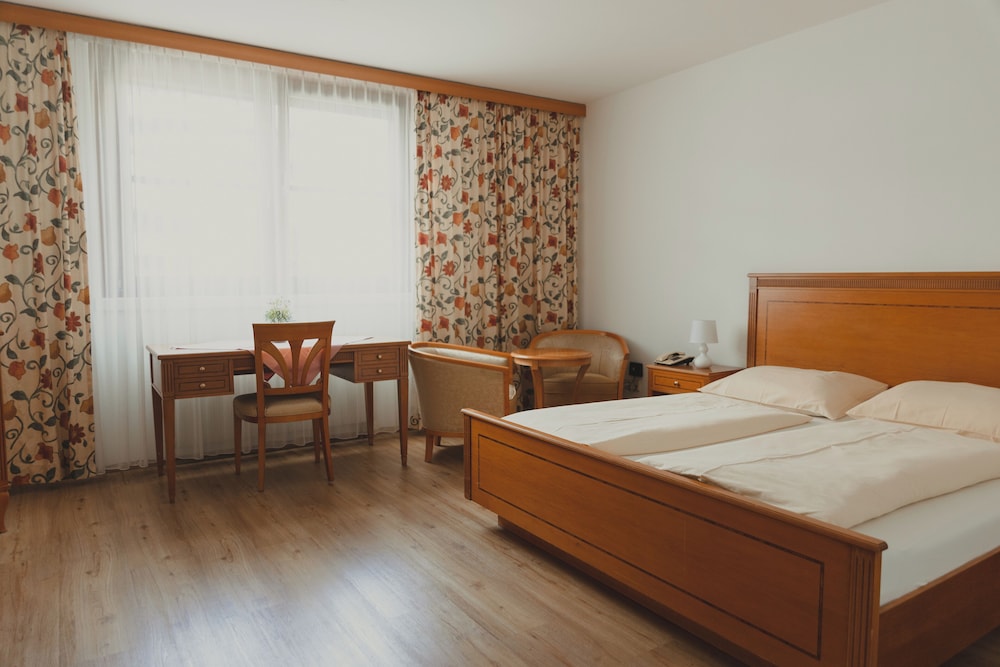 Comfort Double or Twin Room