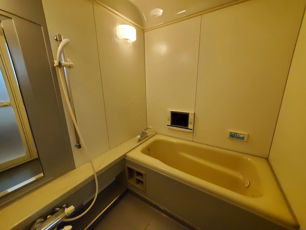 Double Room, Smoking (C) photo 3