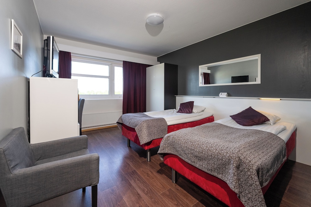 Standard Twin Room photo 3