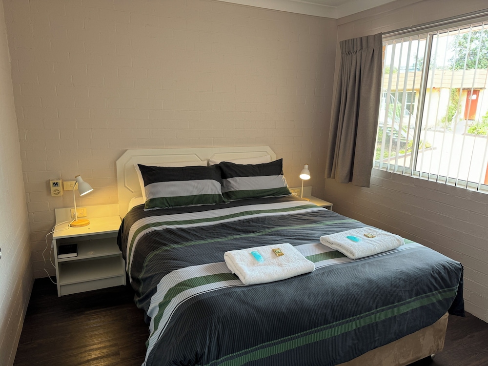 1 Bedroom Downstairs Suite photo 1