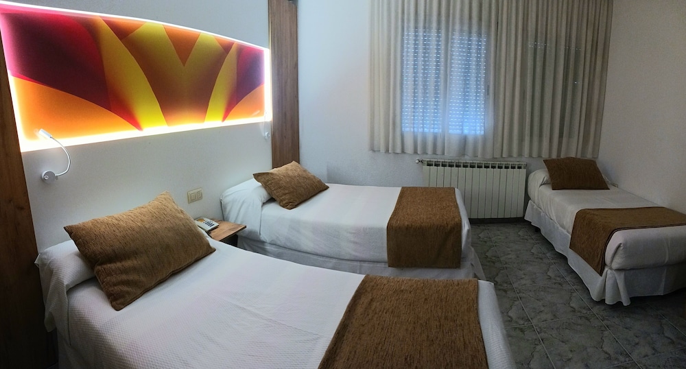 Triple Room photo 2