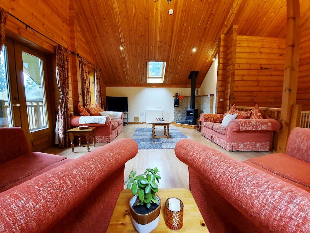 Deluxe Chalet, 3 Bedrooms, Sauna, Resort View photo 2