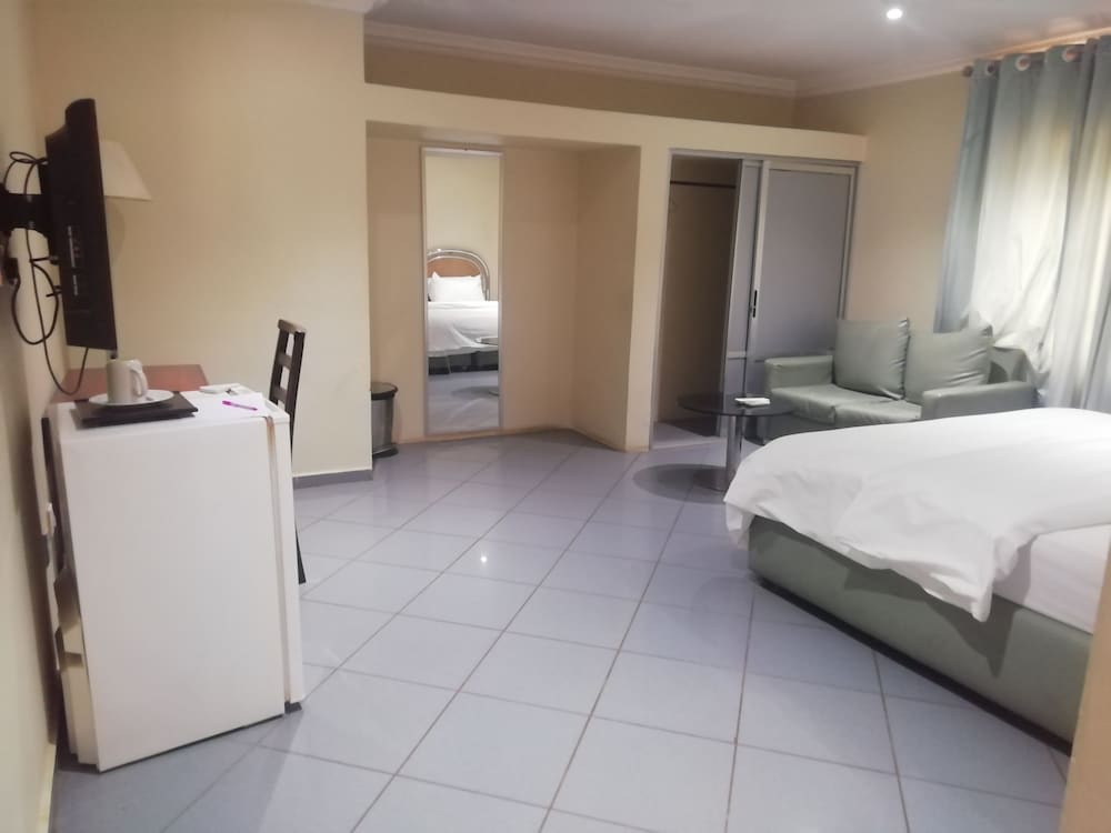Executive Room photo 2