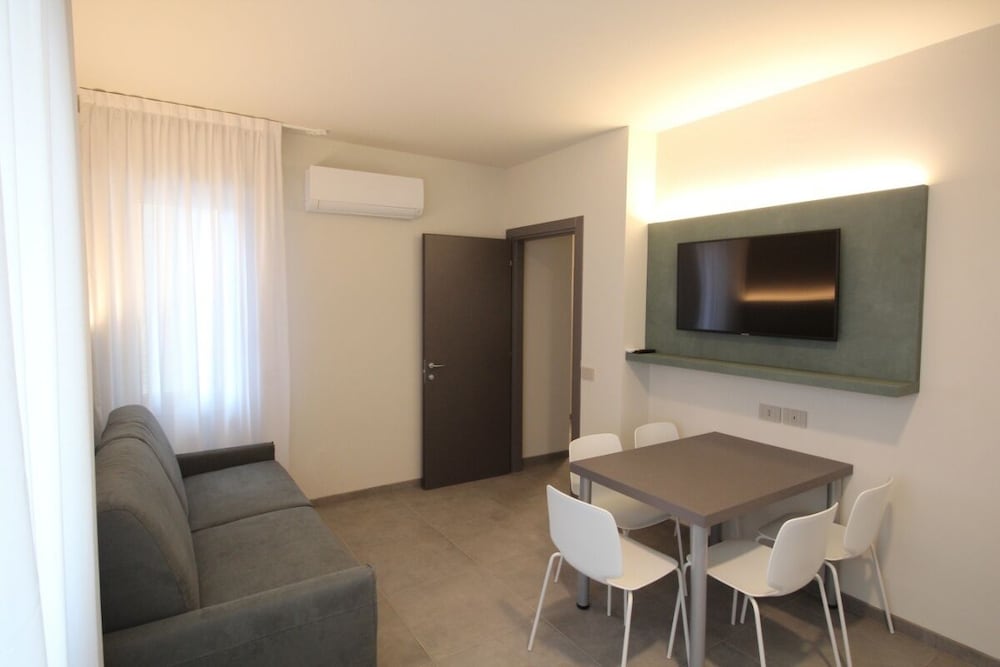 Comfort Apartment photo 1
