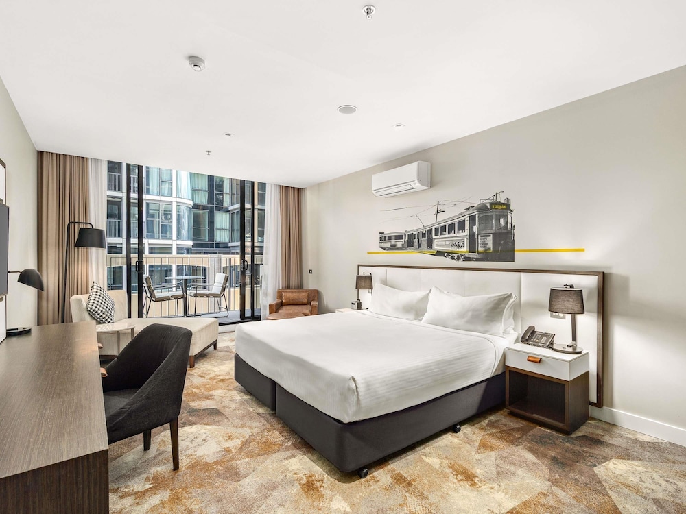 2 Bedroom Hotel Room with Balcony thumbnail 6