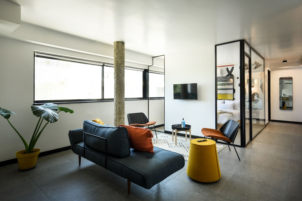 Family Suite - Photo 1