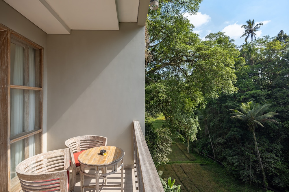 Deluxe Room, Valley View (with Daily Afternoon Tea)