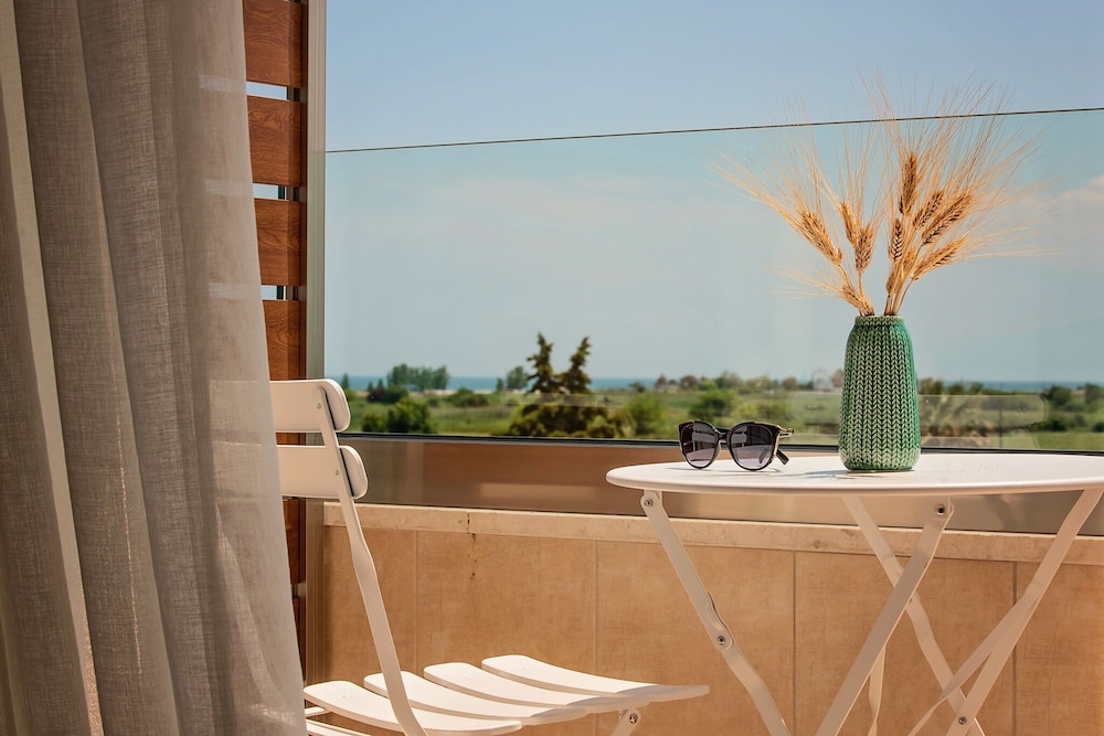 Superior Double Room, Garden View photo 3