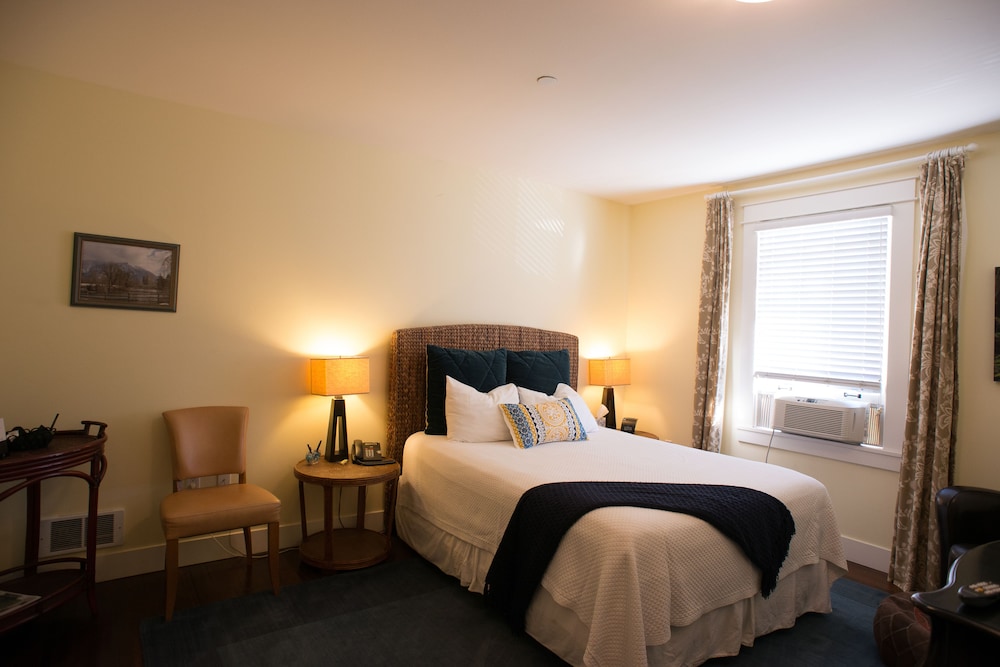 Wilson Creek Room photo 1