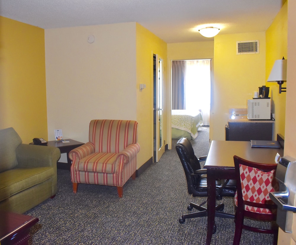 Upgraded, Room, Multiple Beds, Non Smoking