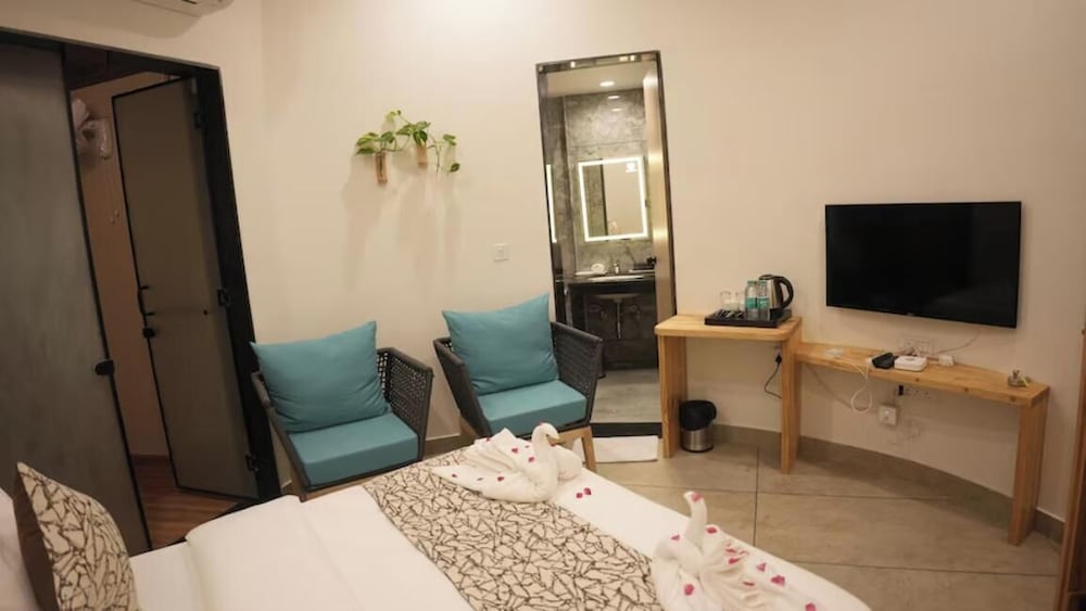 Premium Cottage with Bathtub photo 2