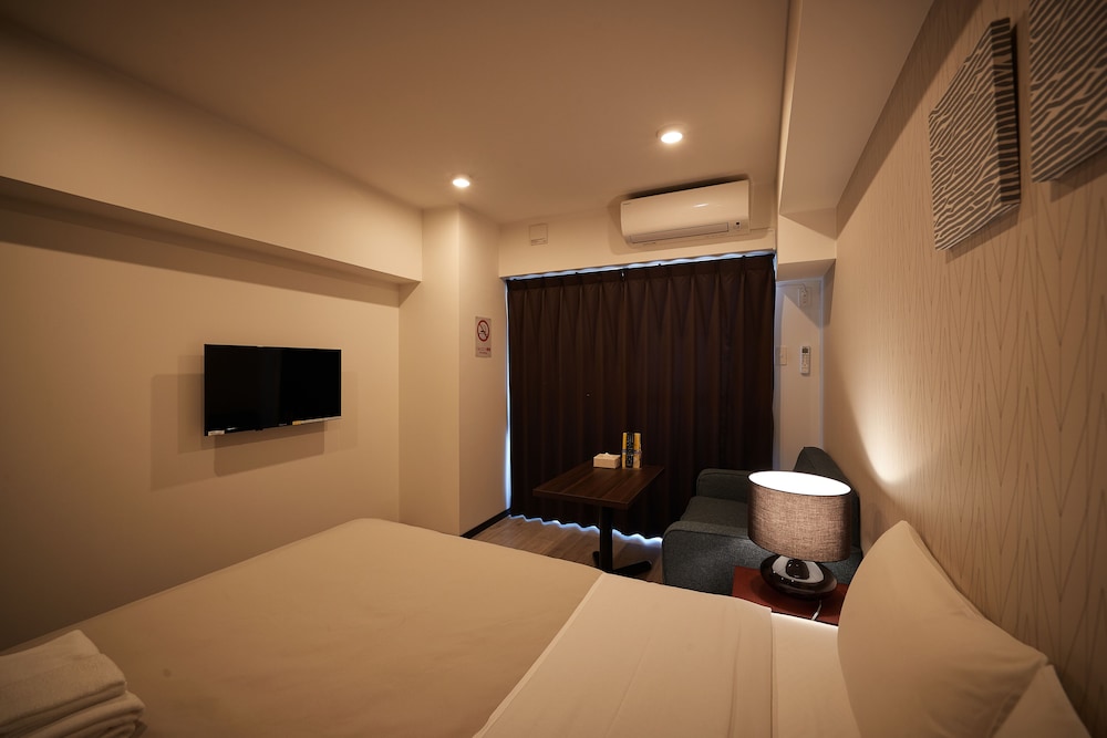 Double Room, Non Smoking - Photo 35