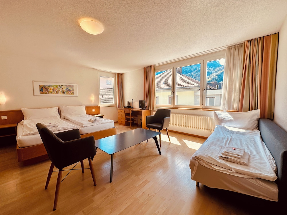 Triple Room, Mountain View