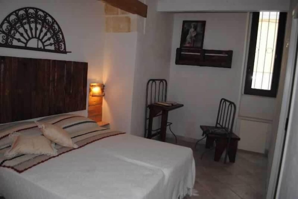 Duplex (920)