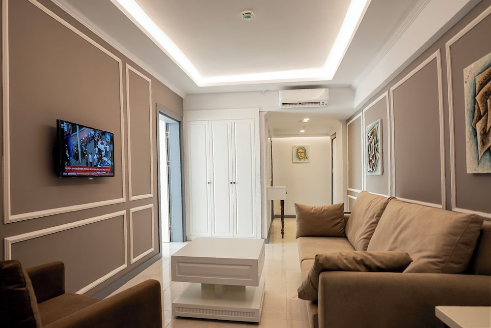 Deluxe Suite - Photo 2