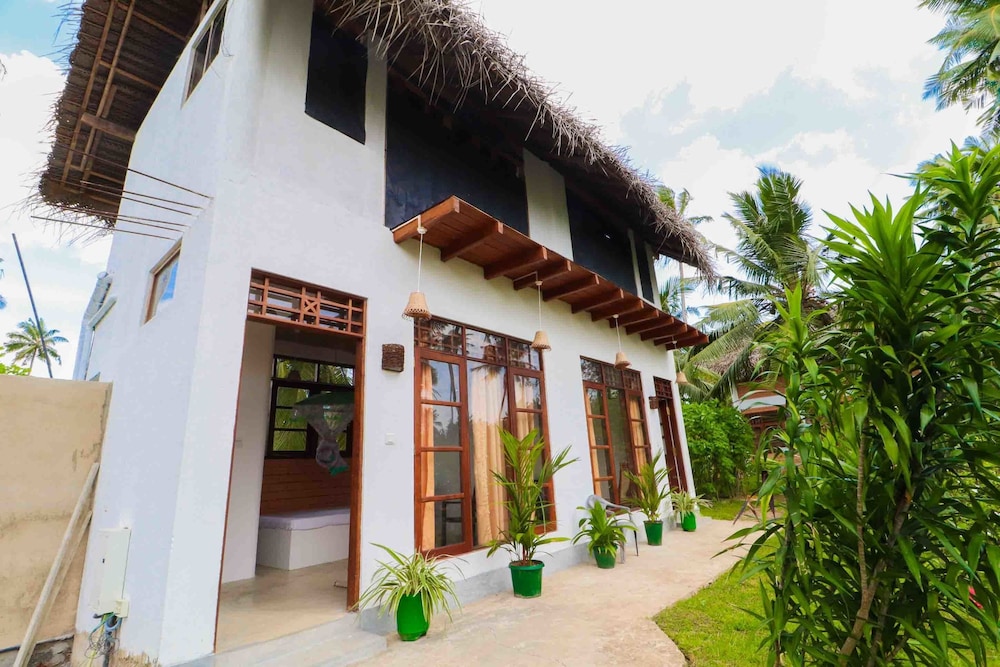 Superior Villa, 1 Queen Bed, Non Smoking, River View photo 2