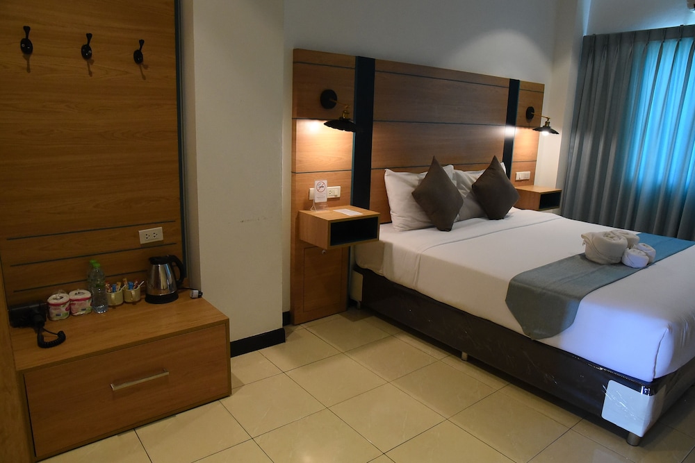 Superior Double Room, Balcony - Photo 4