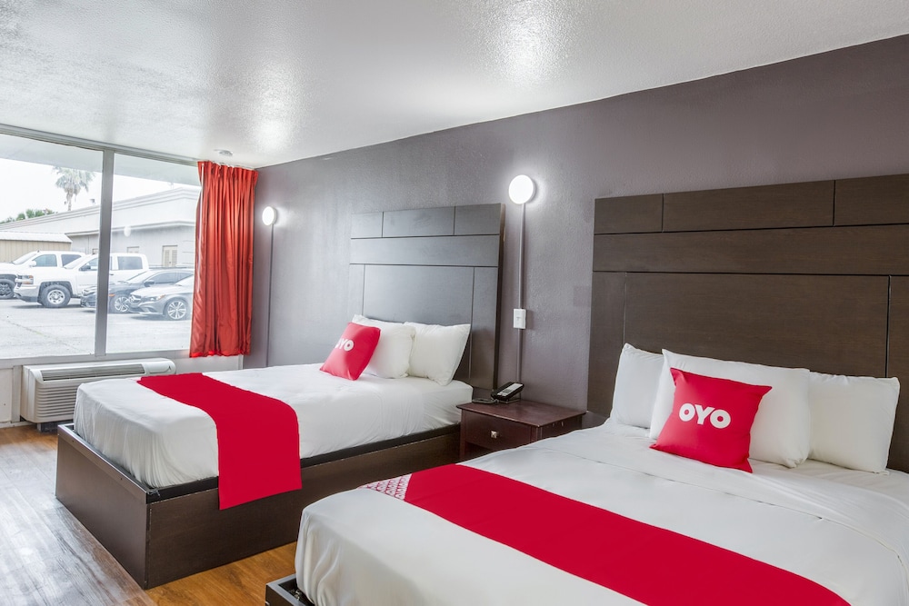 Room, 2 Double Beds photo 1