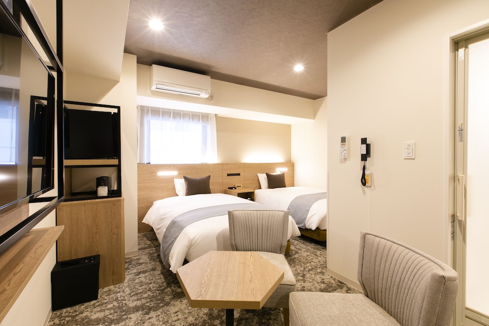 Twin Room, Non Smoking - Photo 3
