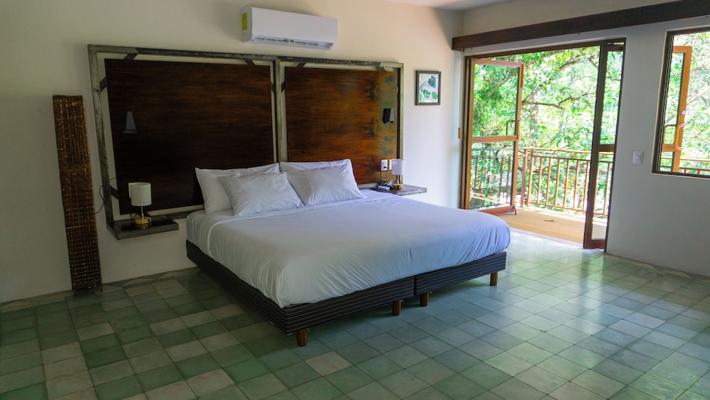 Junior Room, Balcony, River View