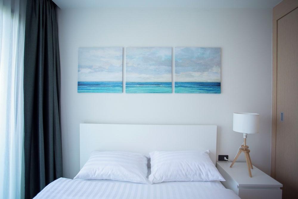 Deluxe Apartment, Balcony, City View photo 1