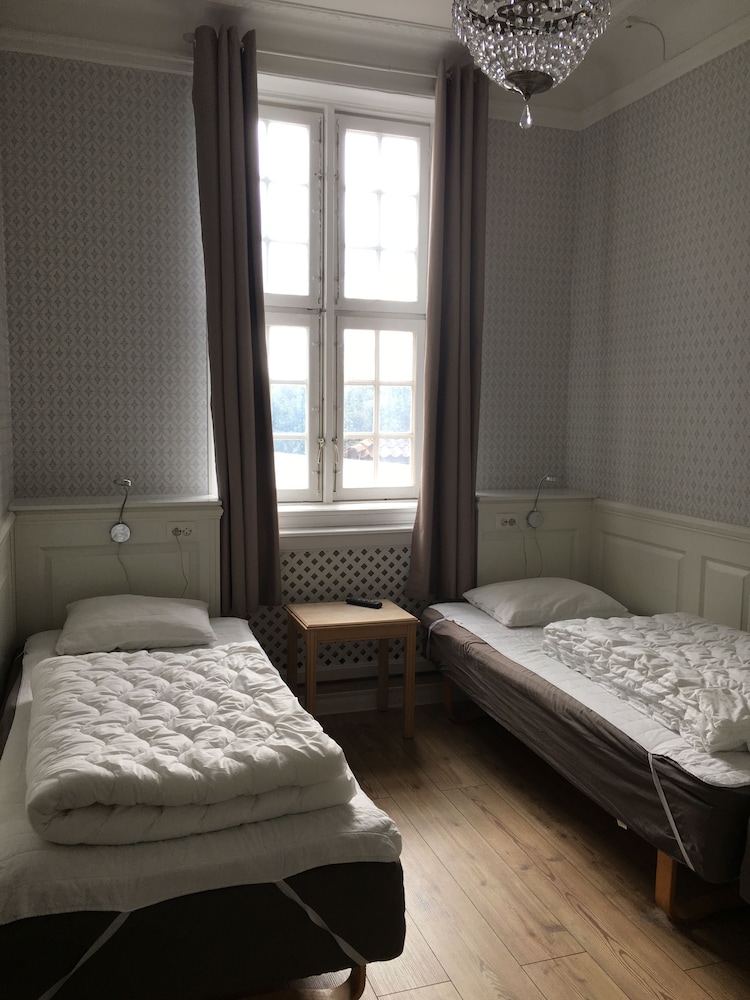 City Room photo 1