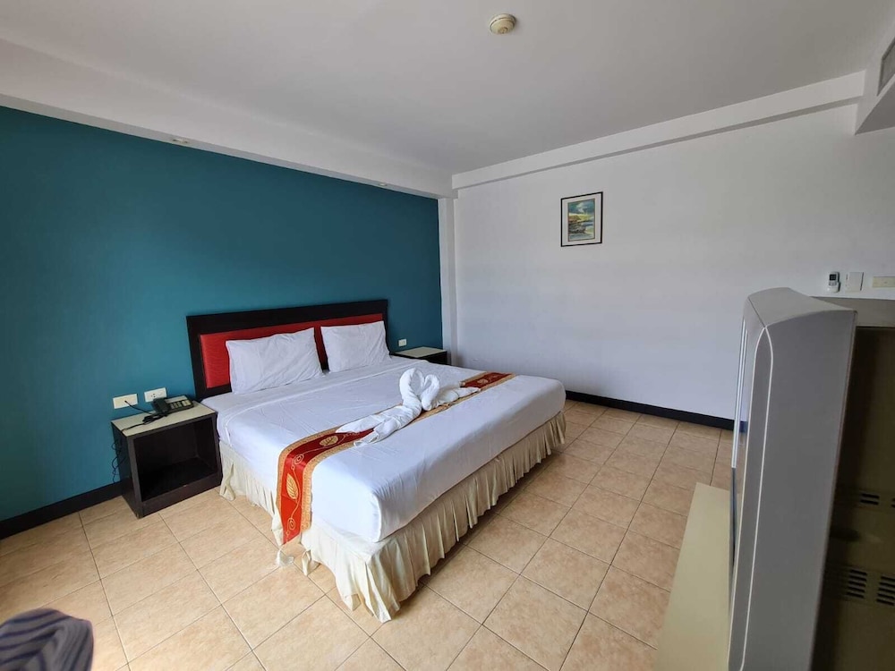 Superior Double or Twin Room - Photo 15