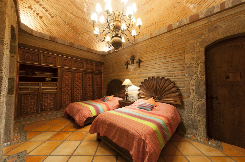 Luxury Villa, 3 Bedrooms photo 3