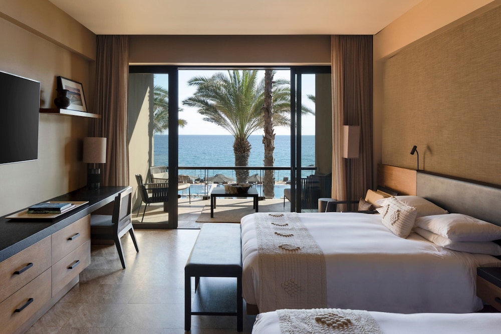 Deluxe Room, 2 Double Beds, Ocean View - Photo 8
