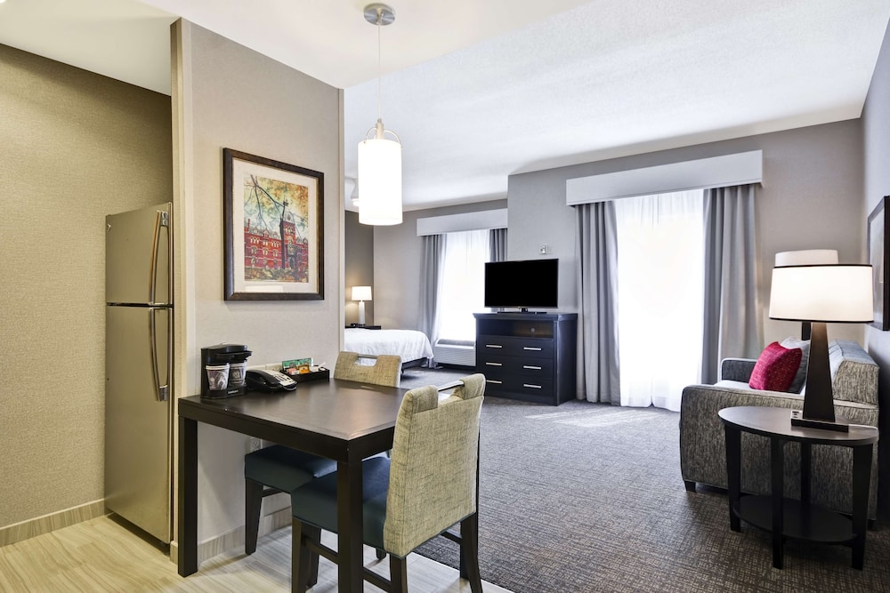 Suite, Accessible, Non Smoking photo 2