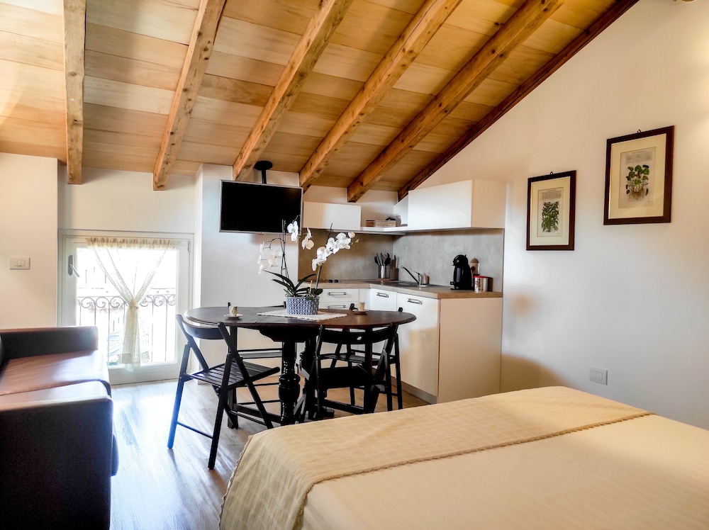 Luxury Apartment, Non Smoking, City View photo 3