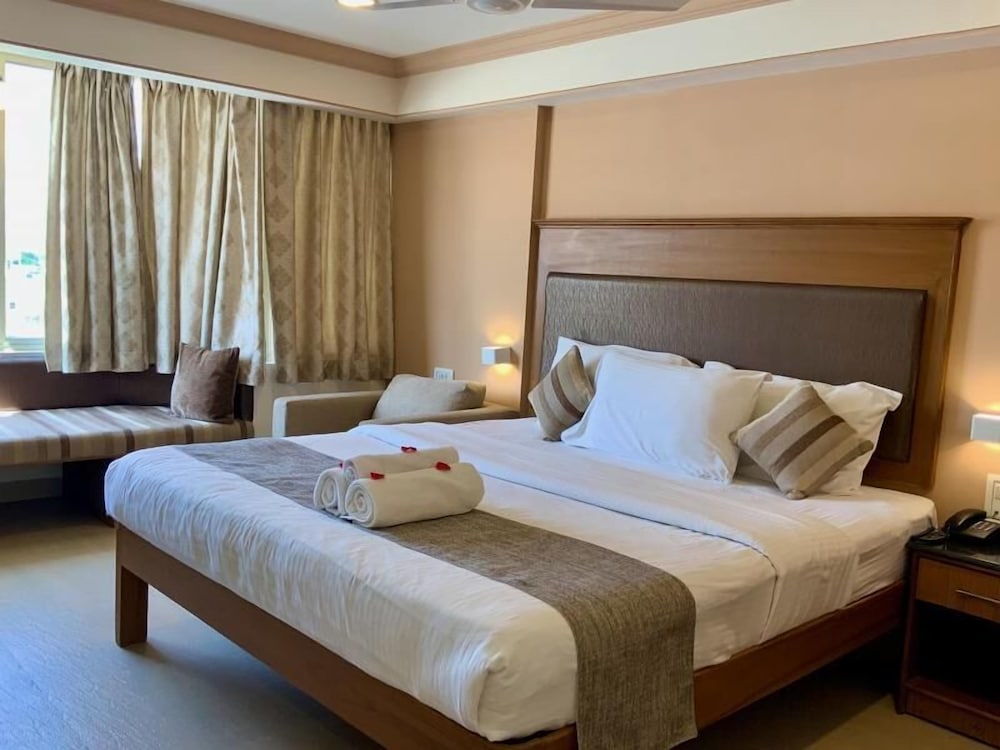 Superior Suite, City View photo 1