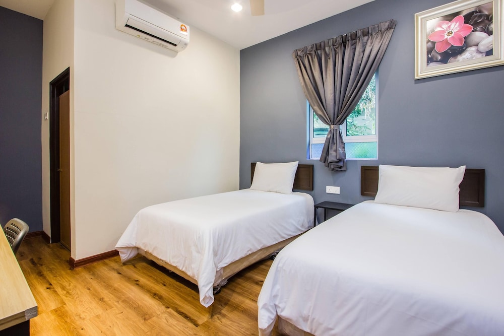 Superior Twin Room, Garden View photo 2