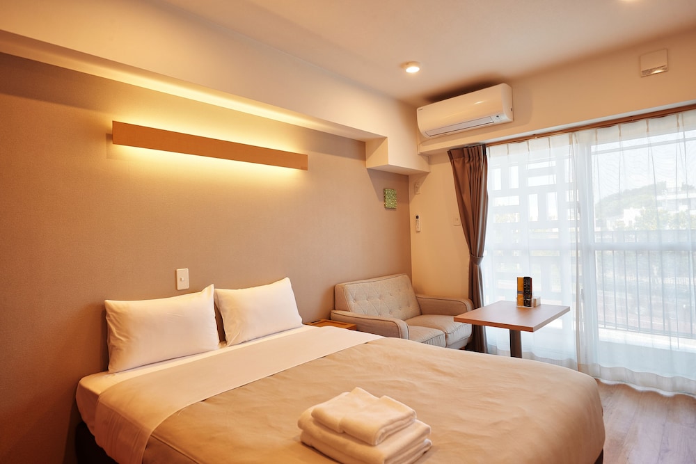 Double Room, Non Smoking - Photo 25