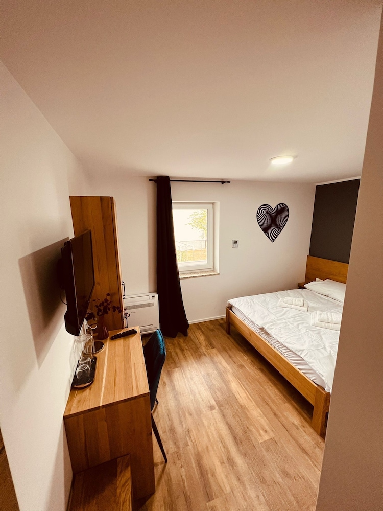 Honeymoon Single Room, City View