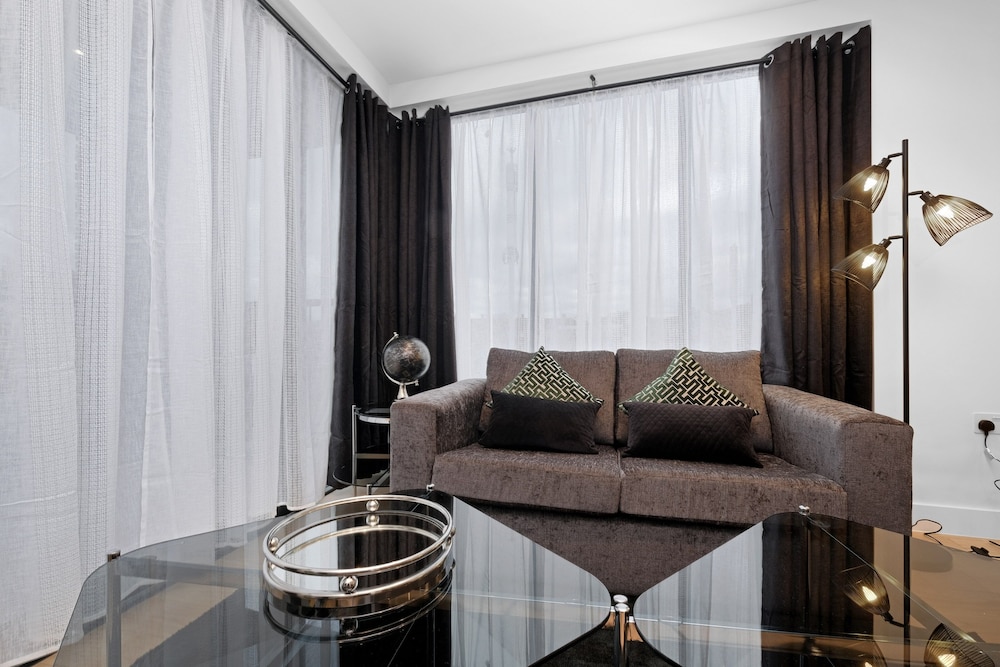Classic Apartment photo 1