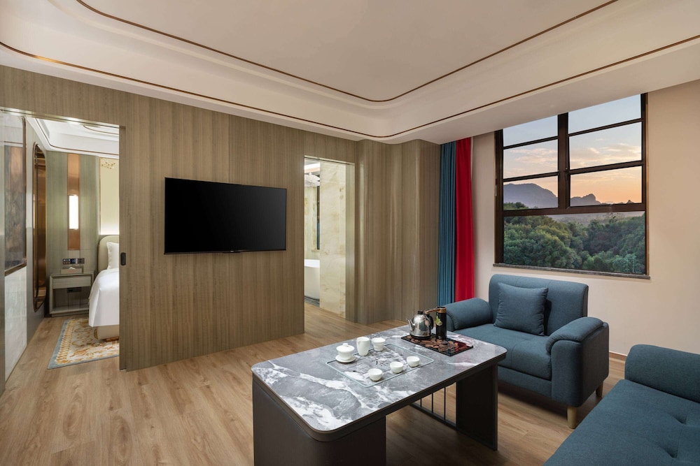 Presidential Suite, 1 King Bed, Non Smoking photo 1