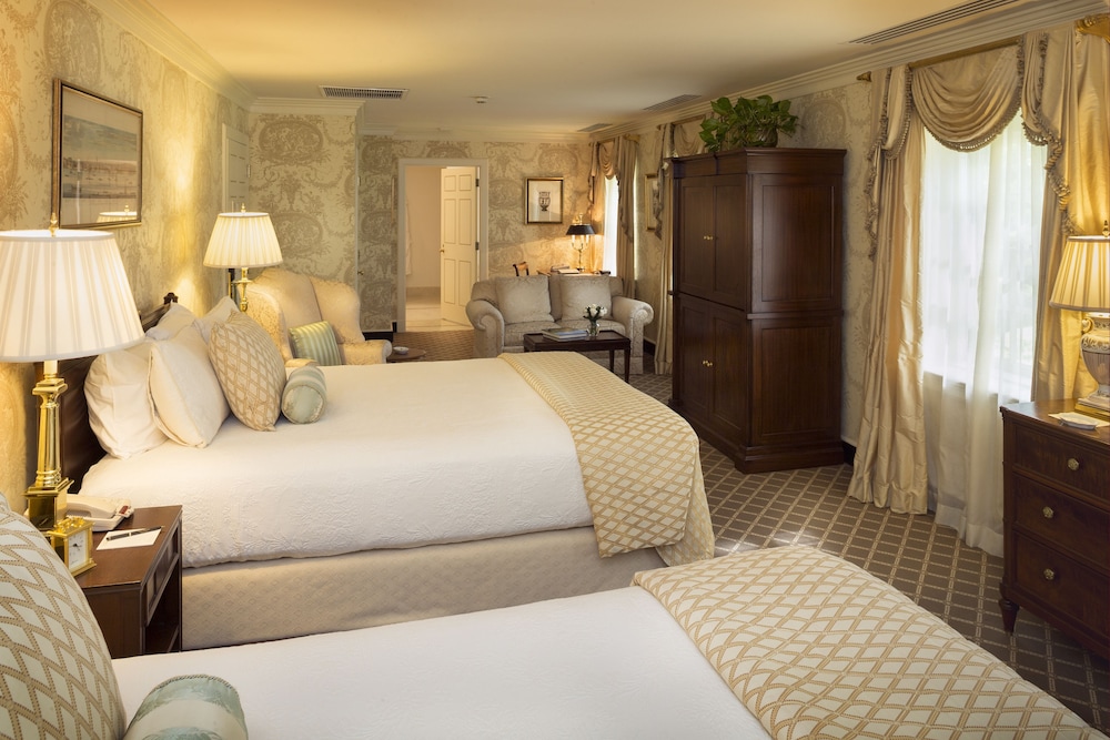 Deluxe Room, 2 Queen Beds