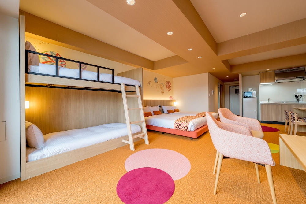 Mari Room - 2 Semi-double with bunk & sofa bed (Please see all policies and info before you book) - Photo 3