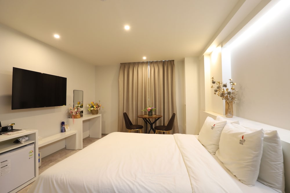 Standard Double Room - Photo 1