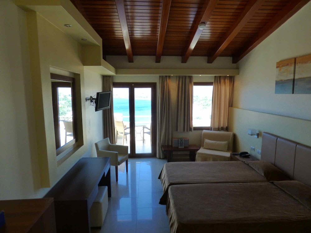 Room (Interconnected ) photo 1
