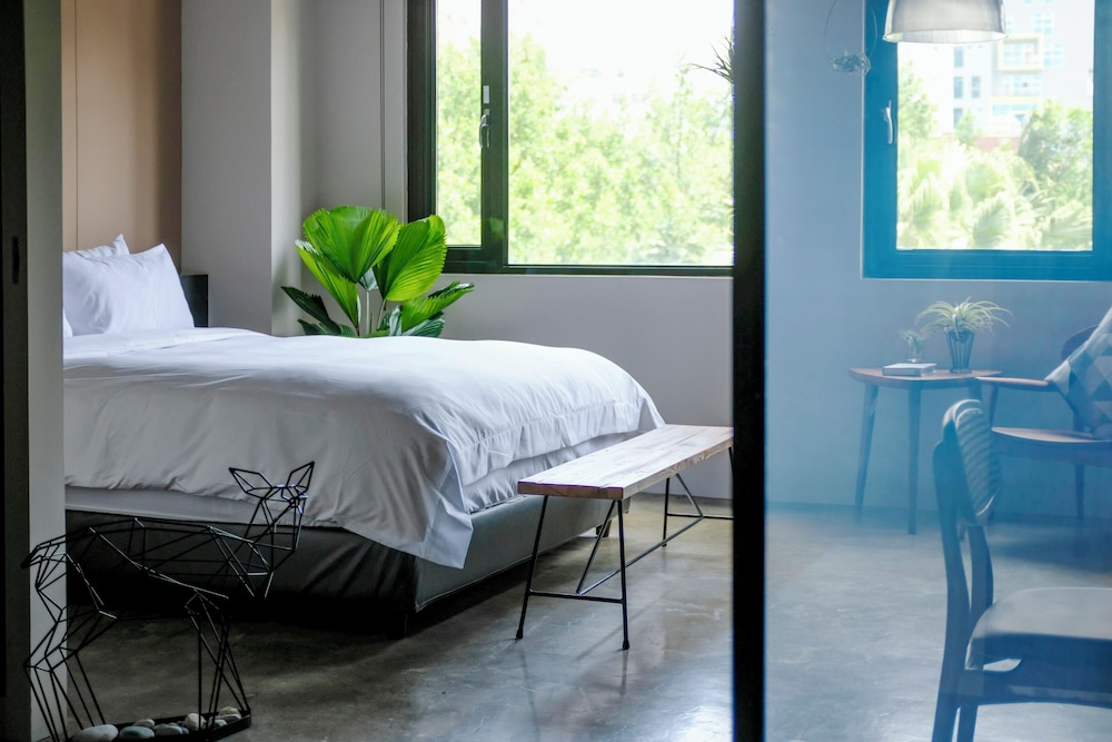 Deluxe Double Room, City View