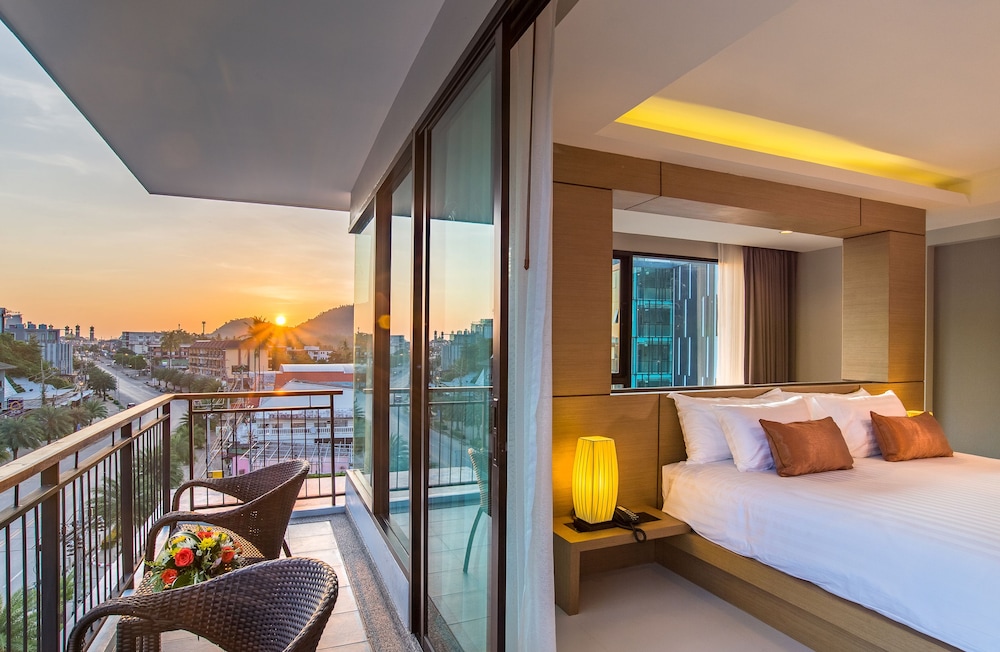 Grand Deluxe Room