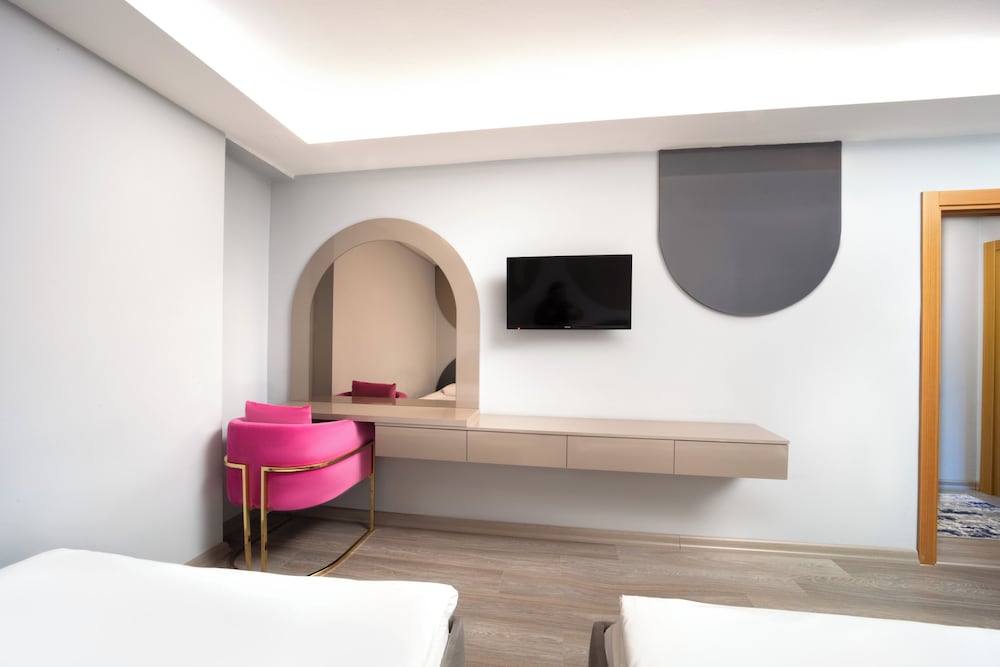 Premium Apartment, 1 Bedroom, Smoking photo 2