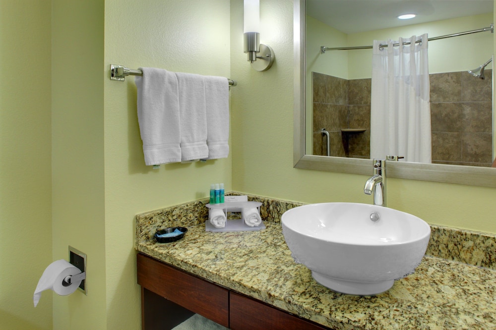 Holiday Inn Express & Suites Cross Lanes by IHG, 写真 4