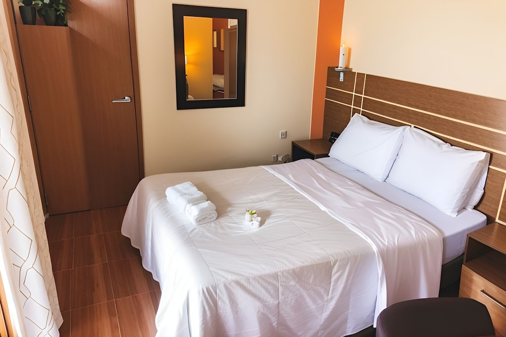 Standard Single Room, 1 Bedroom, Courtyard View photo 1