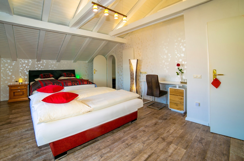 Family Quadruple Room, Balcony photo 1