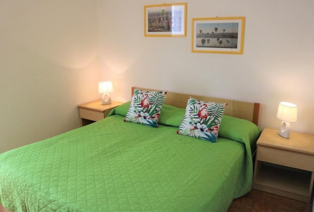 Apartment, 2 Bedrooms, Balcony, City View