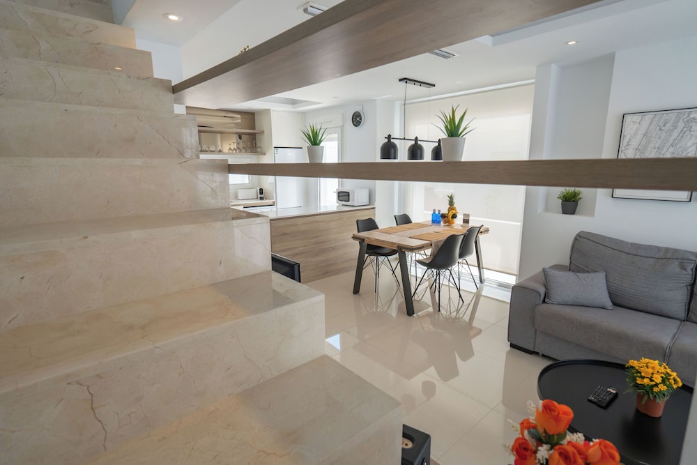 Superior Duplex
